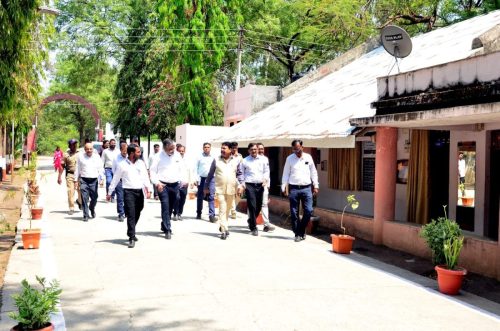 संस्‍थेच्‍या नविन इमारतीच्‍या प्रगती बाबत अढावा